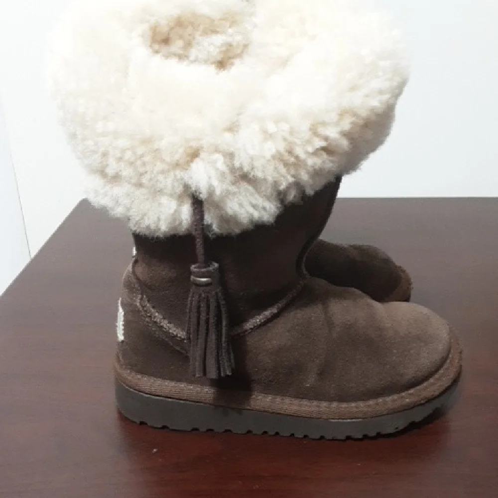UGG Brown Kids 9‎ Genuine Sheepskin Boots with Cream Fur